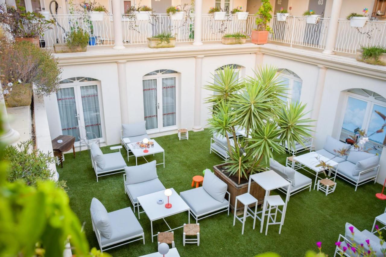 Hotel La Jetee Saint-Martin-de-Re Exterior photo